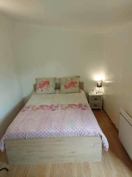 Studio Au Calme Wifi 600M Centre Ville Parking Gratuit Devant กัสทร์ ภายนอก รูปภาพ